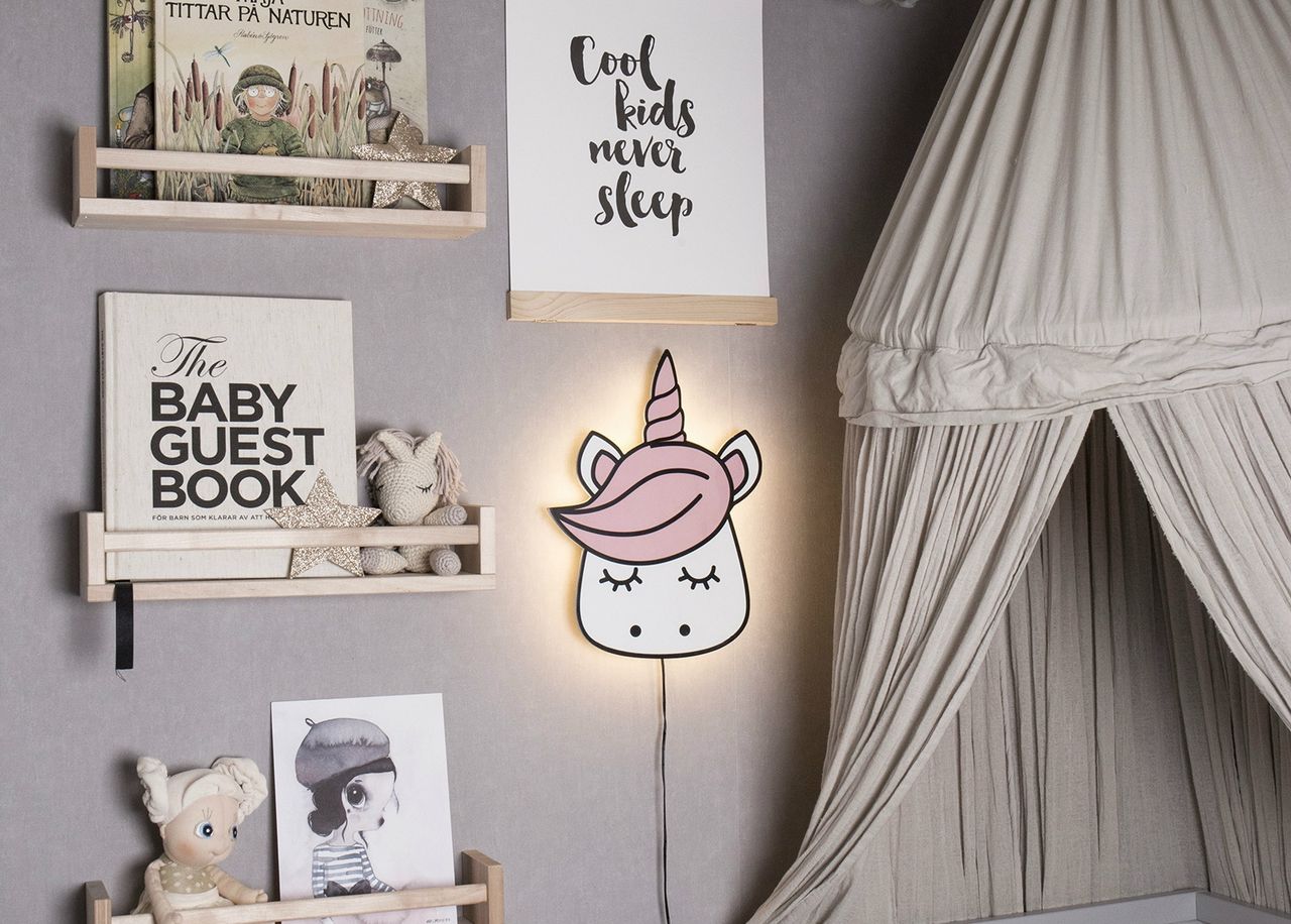 Seinävalaisin Unicorn kuvasuurennos