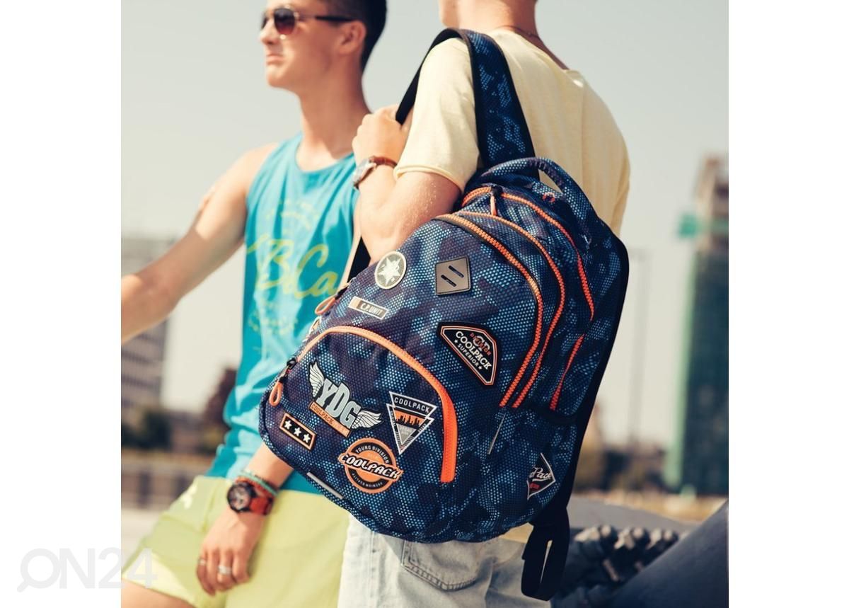 Selkäreppu CoolPack Bentley Badges B tumesinine 30 L kuvasuurennos