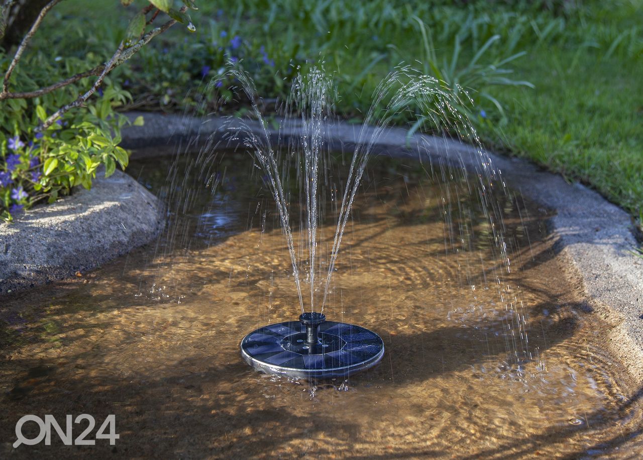 Suihkulähde aurinkokennolla RGB LED valolla Fountain kuvasuurennos