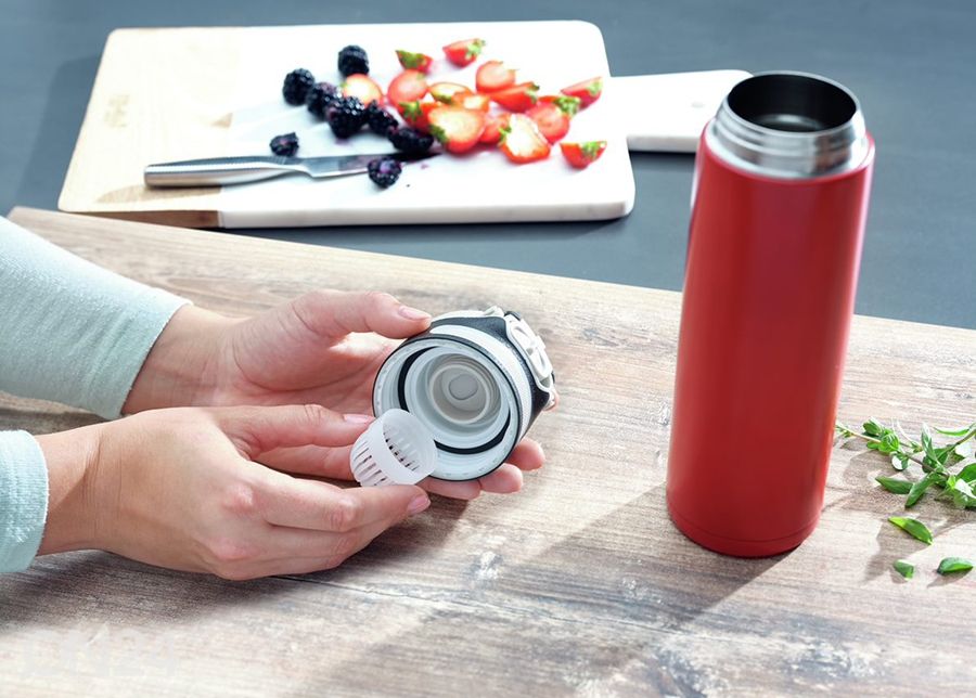 Termosmuki Flip 600 ml musta kuvasuurennos