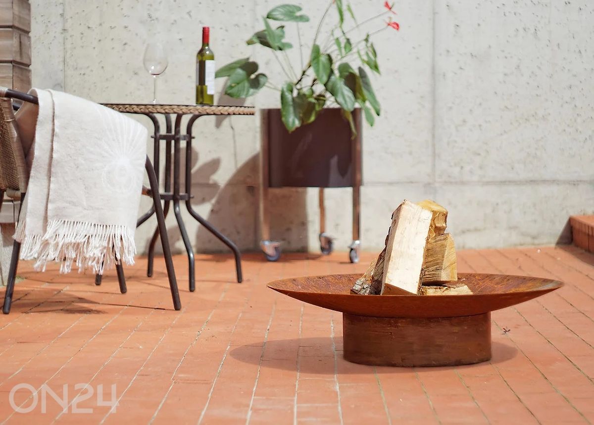 Tulisija Hestia Rust Ø 80 cm kuvasuurennos