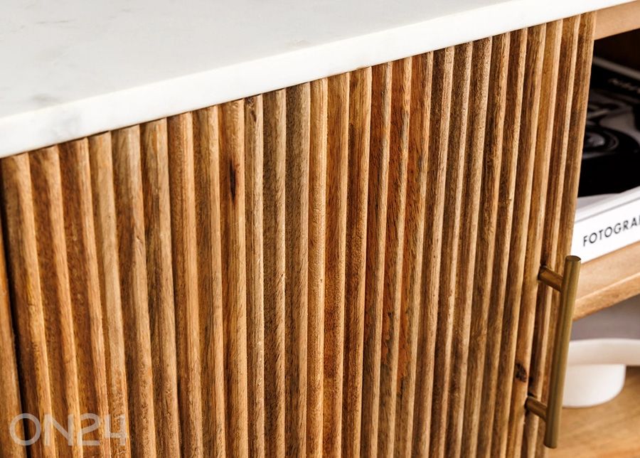 TV-taso Tres Chic kuvasuurennos