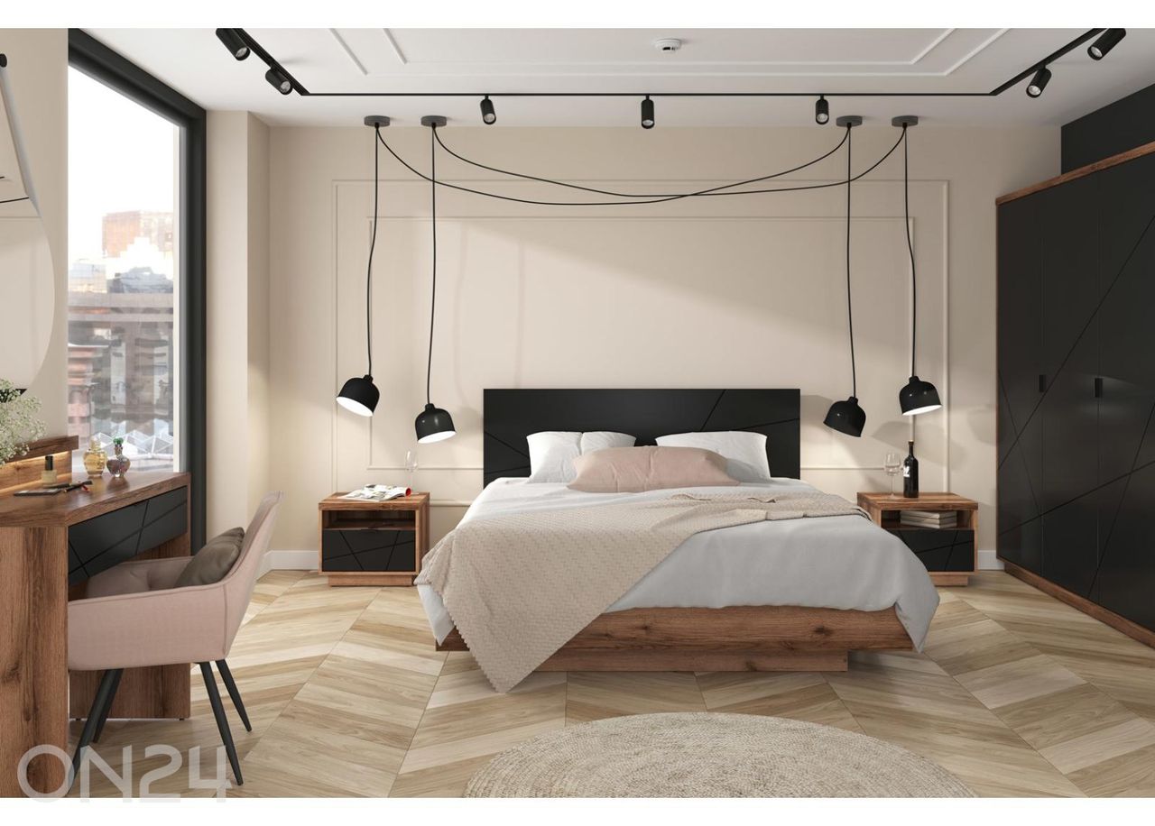 Vaatekaappi Forn kuvasuurennos