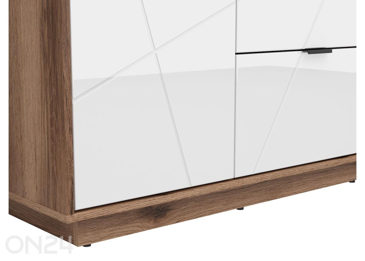 Vaatekaappi Forn kuvasuurennos