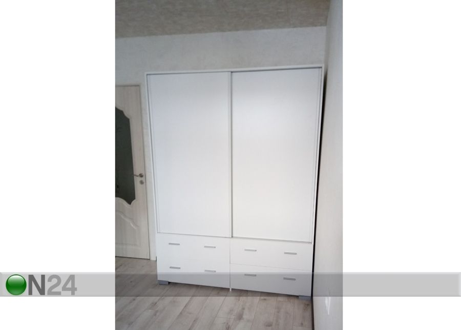 Vaatekaappi liukuovilla Galaxy kuvasuurennos