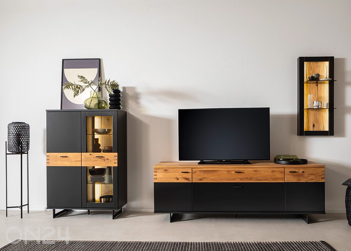 Vitriinikaappi Cesana kuvasuurennos