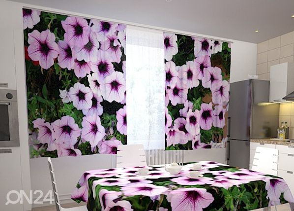 Pimennysverho WHITE PETUNIAS 200x120 cm