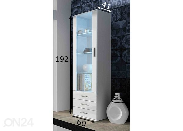 Vitriinikaappi 60 cm mitat