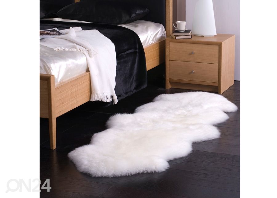 Aito lampaantaljamatto 50x180 cm kuvasuurennos
