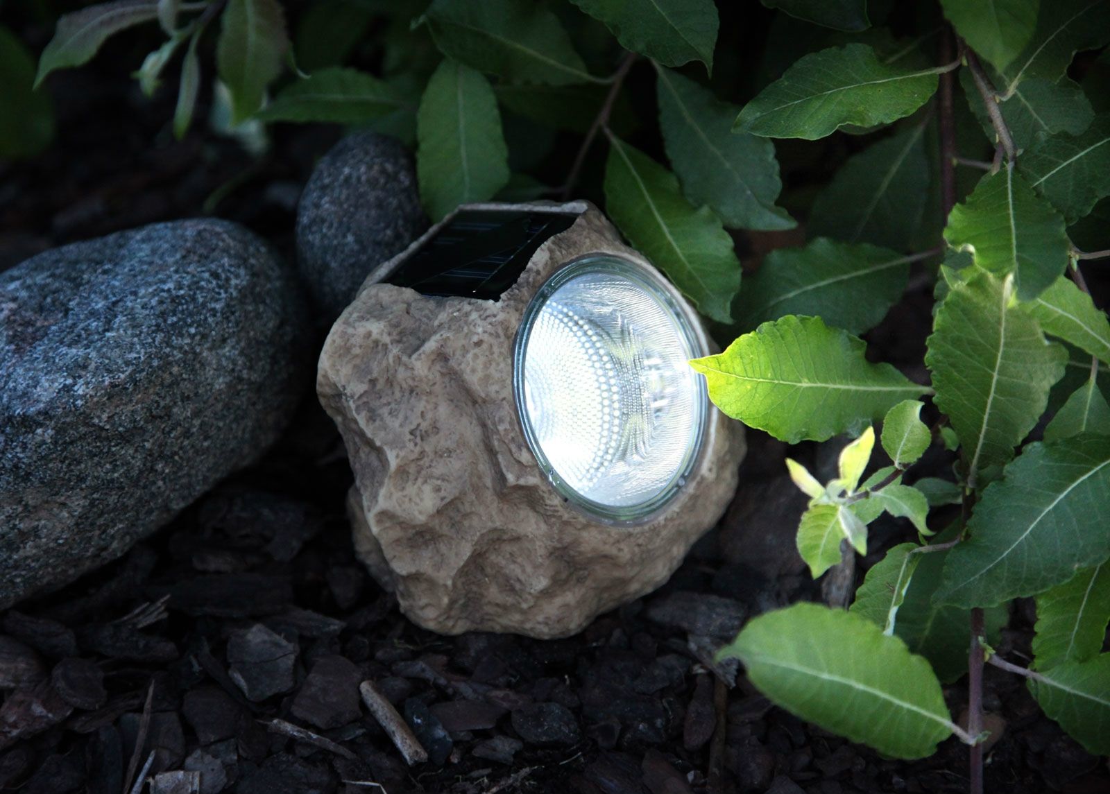 Aurinkokennovalaisin Kivi LED kuvasuurennos
