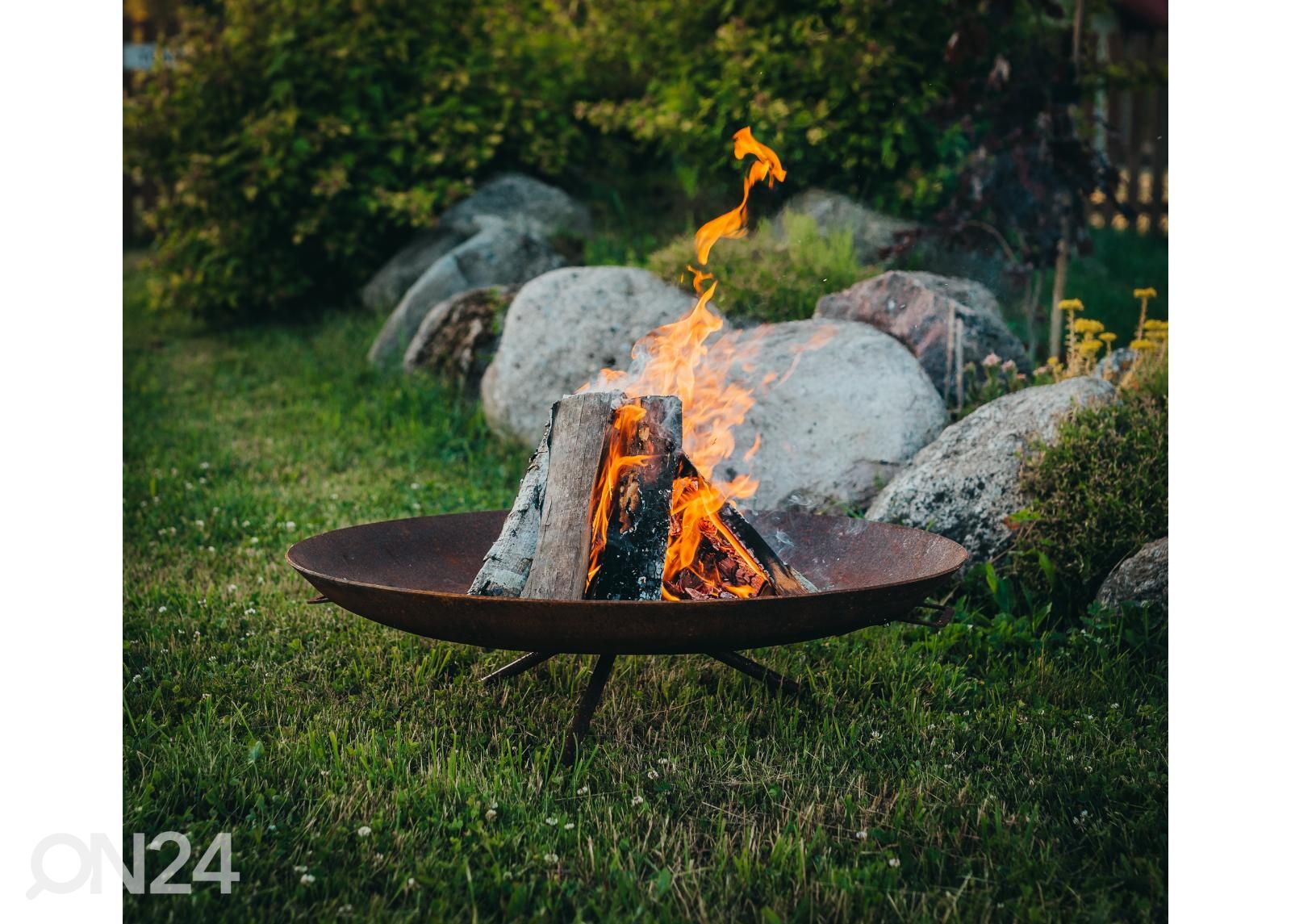GrillSymbol ulkotulisija Alta XL Ø 90 cm kuvasuurennos