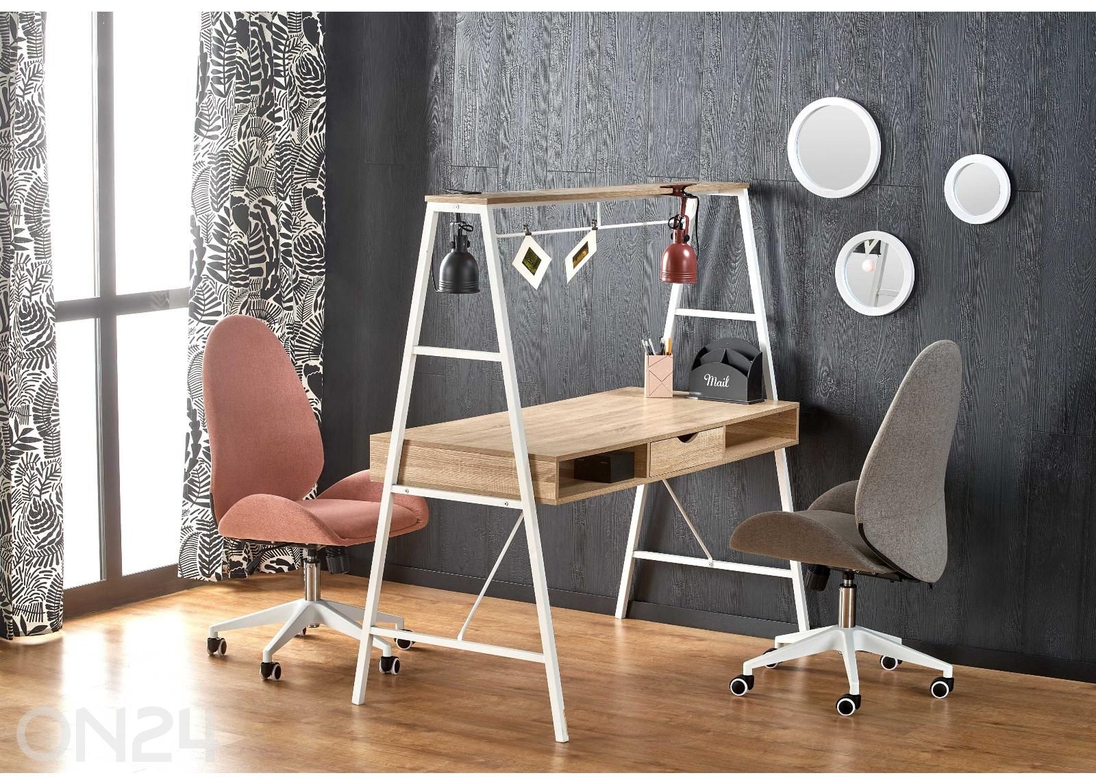 Kaksipuolinen työpöytä kuvasuurennos