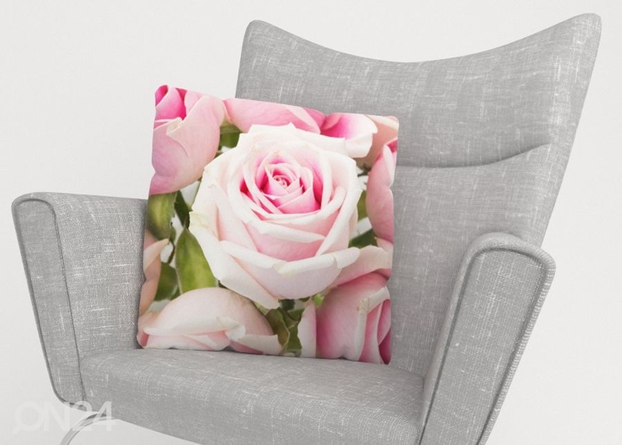 Koristetyynyliina Royal Roses 40x40 cm kuvasuurennos