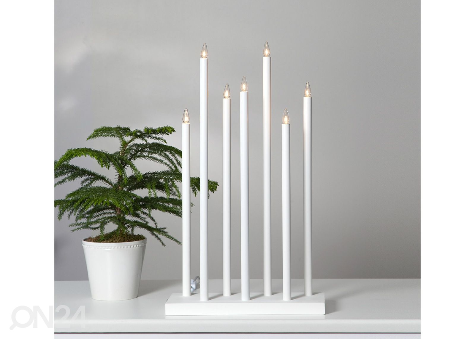 Kynttelikkö Holy kuvasuurennos