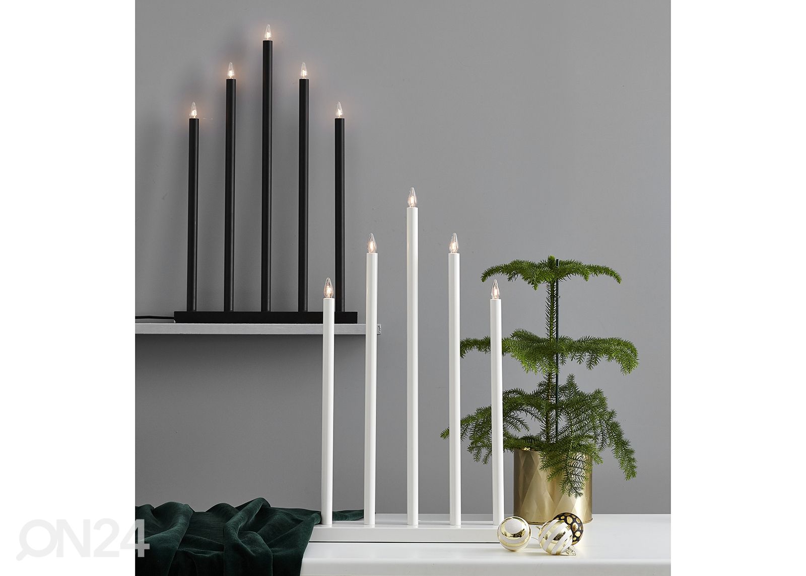 Kynttelikkö Holy, musta kuvasuurennos