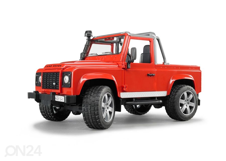 LAND ROVER DEFENDER maasturi 1:16 BRUDER kuvasuurennos