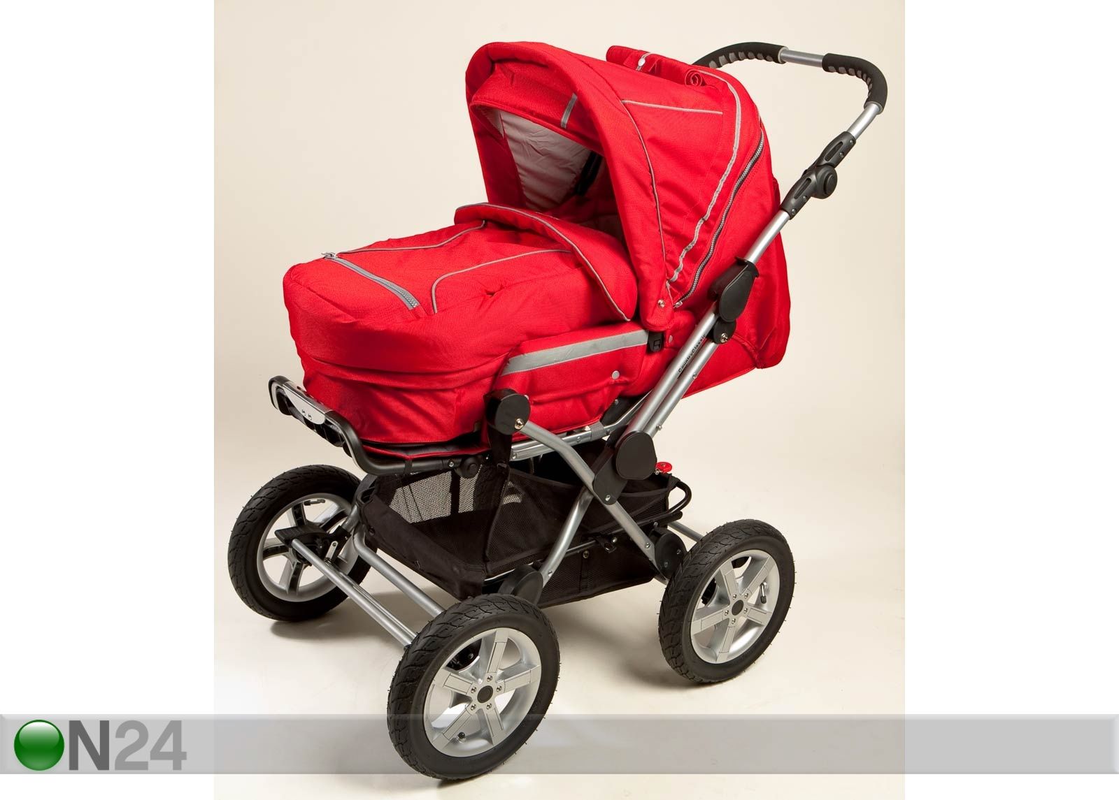 Lastenvaunut BRITTON COUNTRY CLASSIC kuvasuurennos