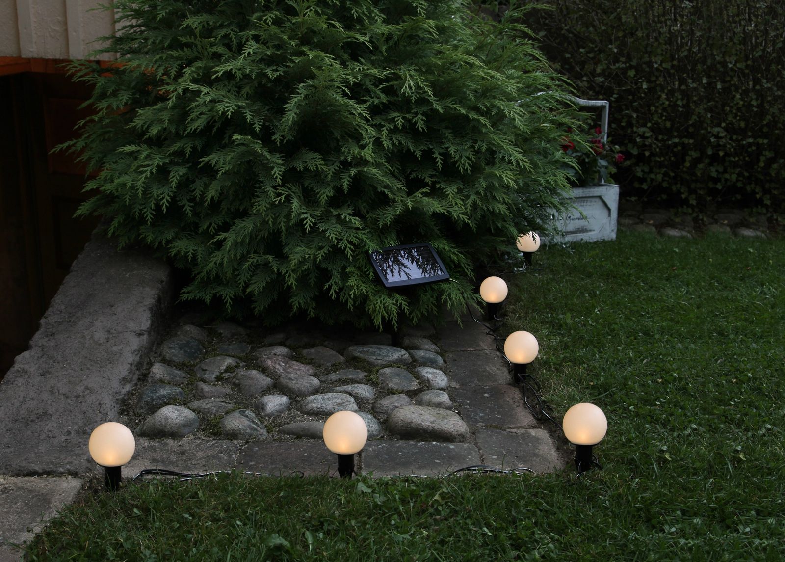 LED valonauha aurinkokennolla 2in1 kuvasuurennos