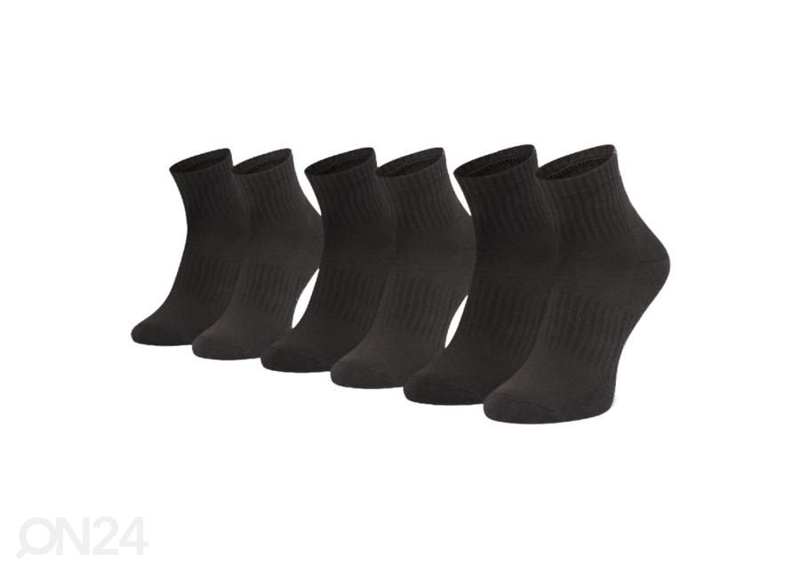 Miesten sukat Under Armour Core Quarter 3 paria kuvasuurennos