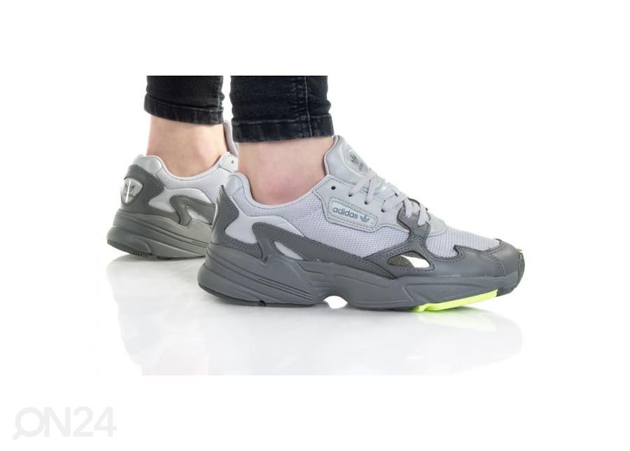 Naisten vapaa-ajan kengät Adidas Falcon kuvasuurennos