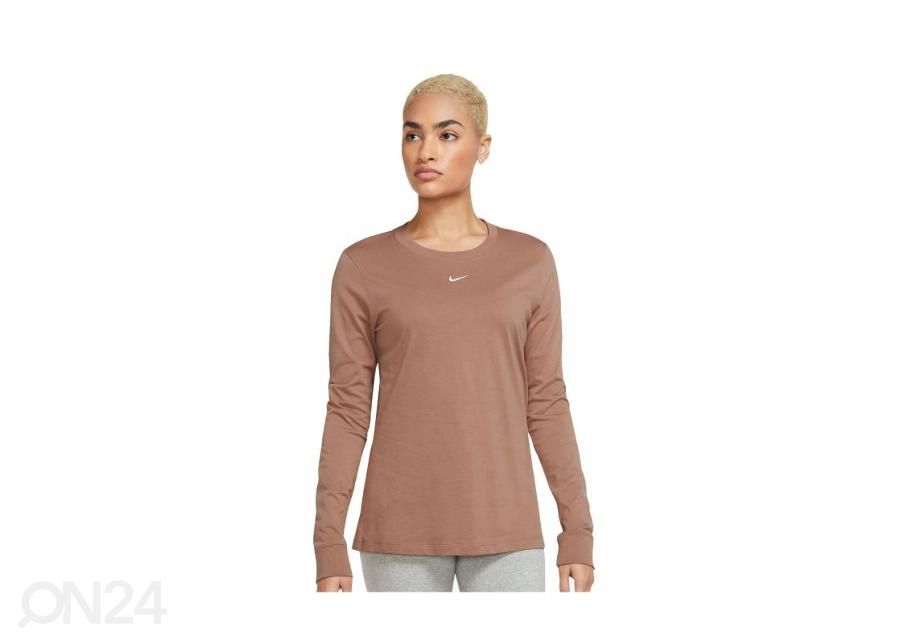 Naisten vapaa-ajan paita Nike NSW Essentials kuvasuurennos