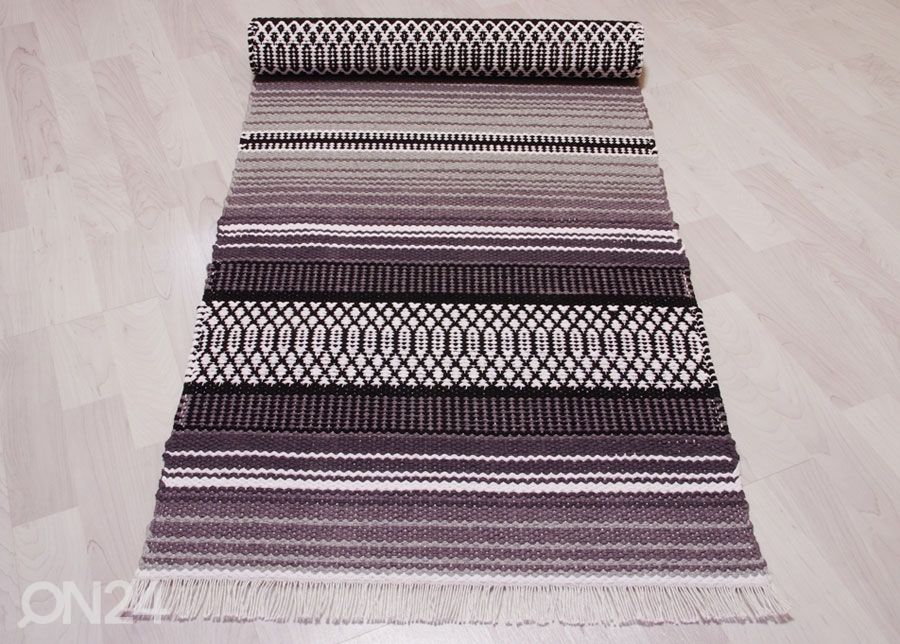 Nauhamatto Berta kuvasuurennos