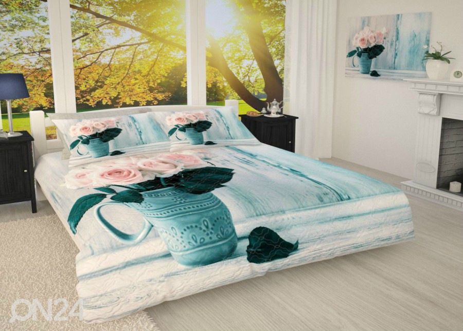 Päiväpeitto Ruusut kannussa 215x240 cm kuvasuurennos