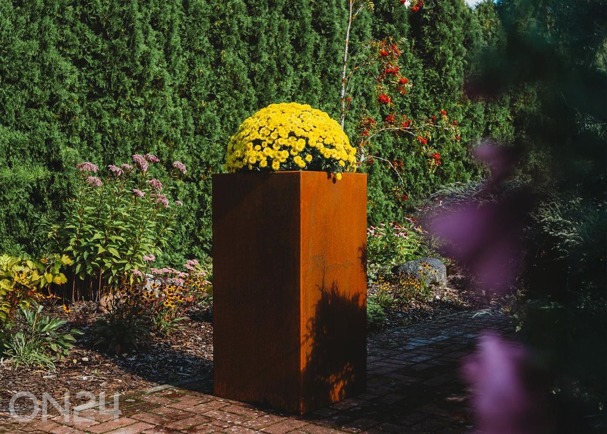 Petteri Wiimaa Corten istutusruukku terästä Manhattan kuvasuurennos