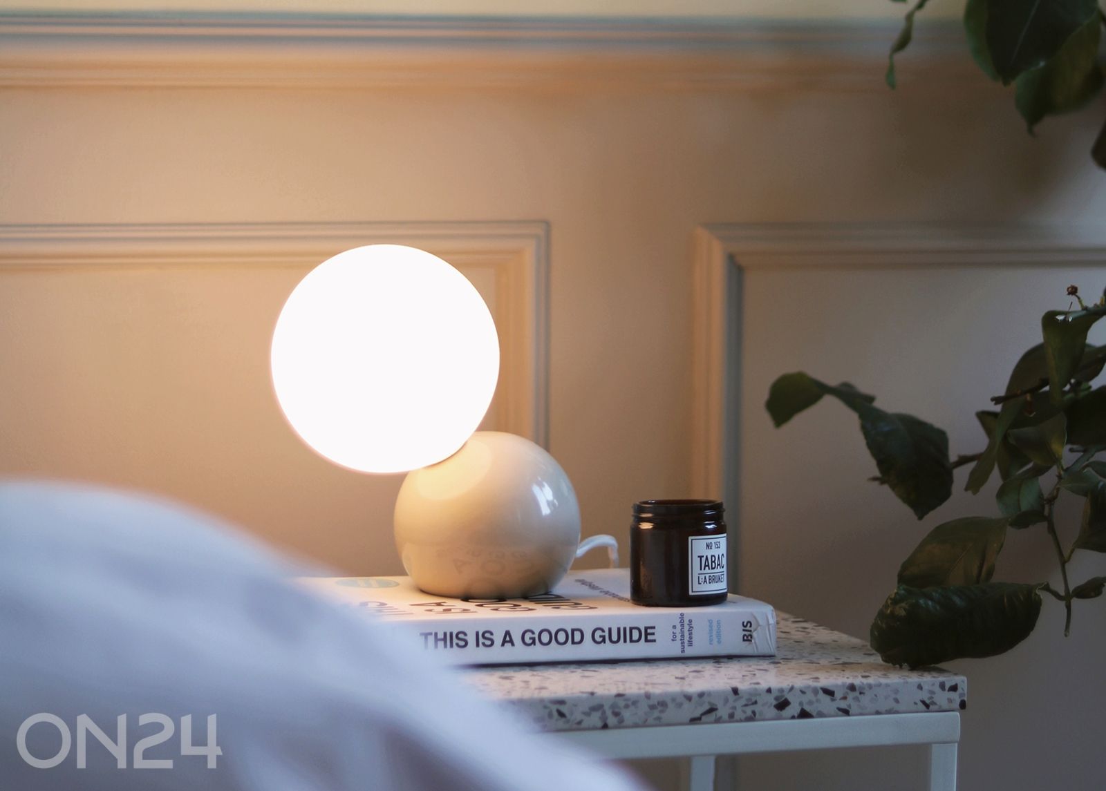 Pöytä-/seinävalaisin Ripley, beige kuvasuurennos