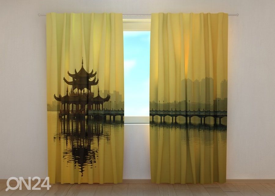 Puolipimentävä verho CHINA kuvasuurennos