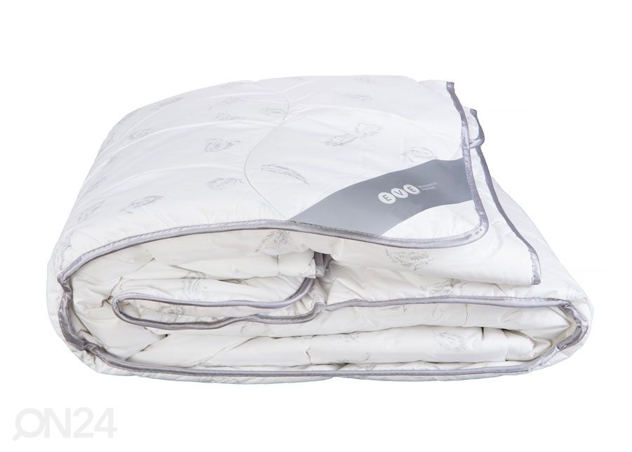 Täkki Mercedes 200x200 cm kuvasuurennos