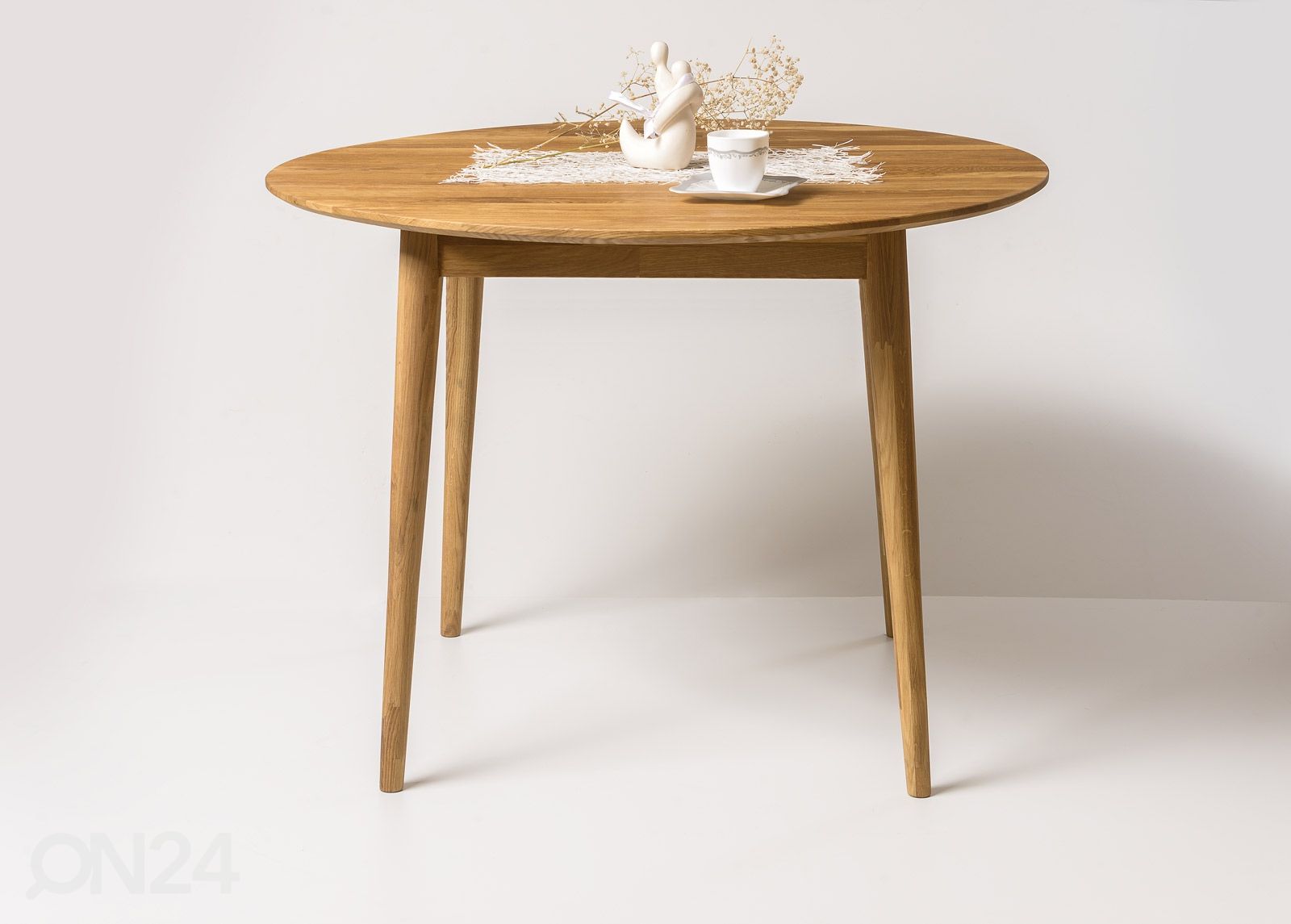 Tammi ruokapöytä Vienna Ø110 cm kuvasuurennos