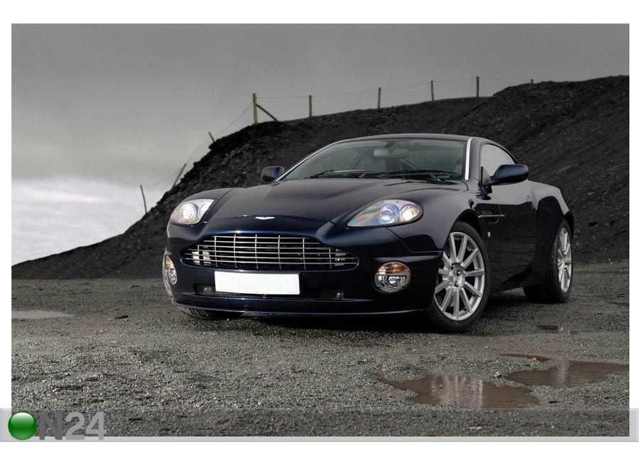 Taulu SPORTS CAR UNDER STORM CLOUDS 179x120 cm kuvasuurennos