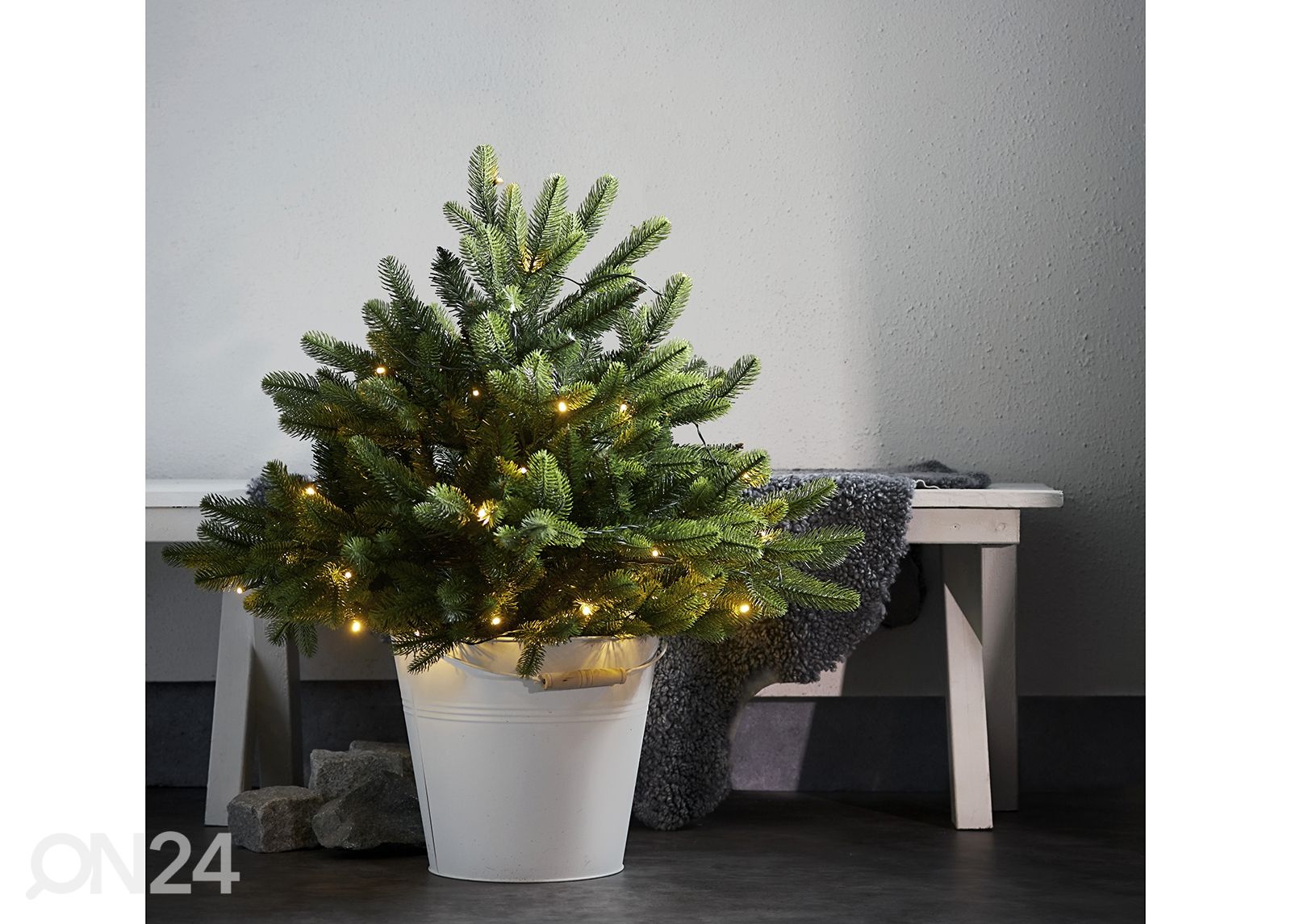 Tekokuusi 75 cm kuvasuurennos