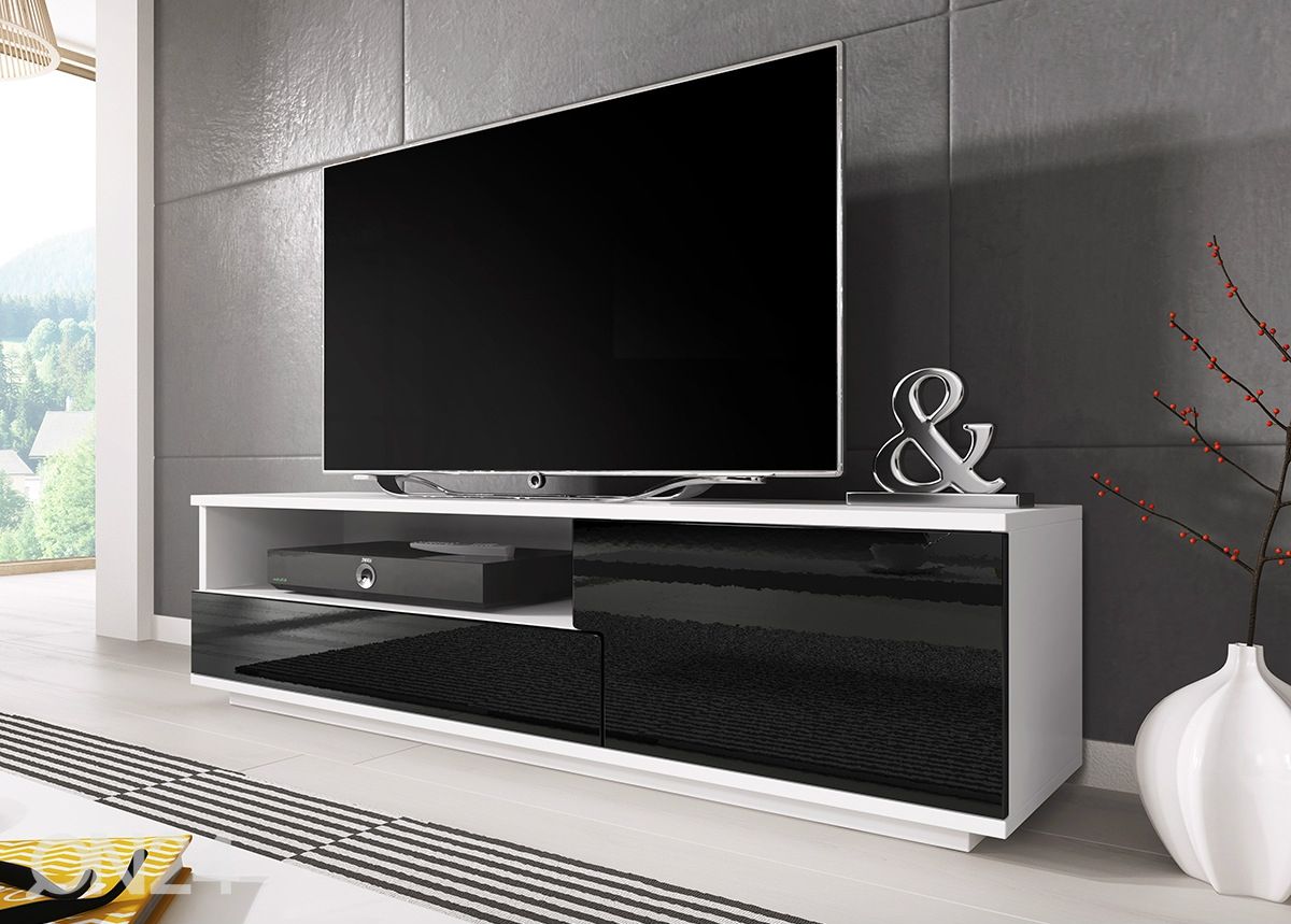 TV-taso 138 cm kuvasuurennos