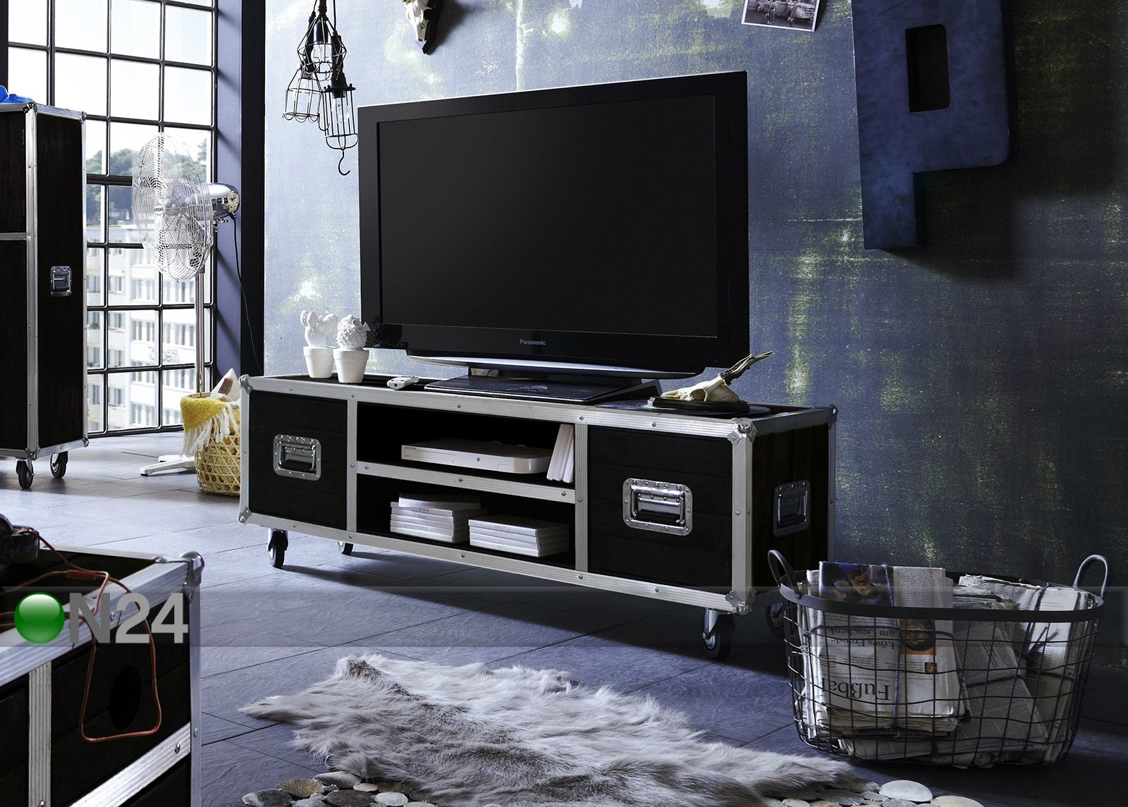 TV-taso DARK ROADIES kuvasuurennos