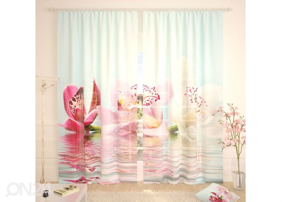 Tylliverho Lilies on the Water 400x260 cm kuvasuurennos