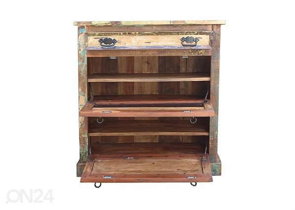 Kenkäkaappi Riverboat