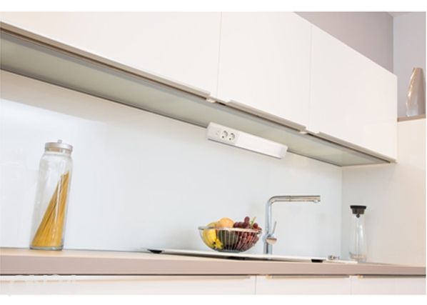 LED seinävalaisin Melo Plug