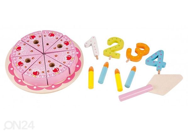 Puinen syntymäpäiväkakku