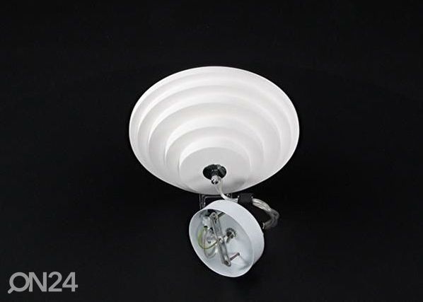 Riippuvalaisin Esmeralda