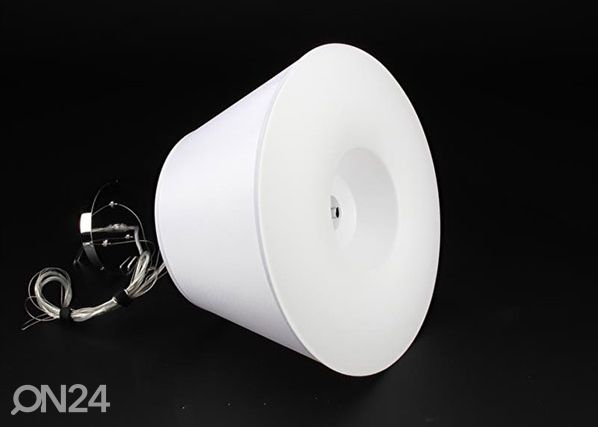 Riippuvalaisin Misteria III