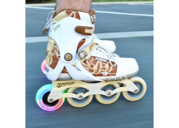 Rullaluistimen renkaat FLASHING 84x24 85A Tempish