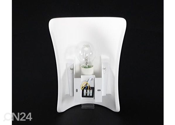 Seinävalaisin Matilda