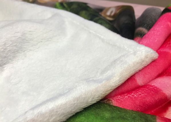 Torkkupeitto Fluffy Cat 130x150 cm