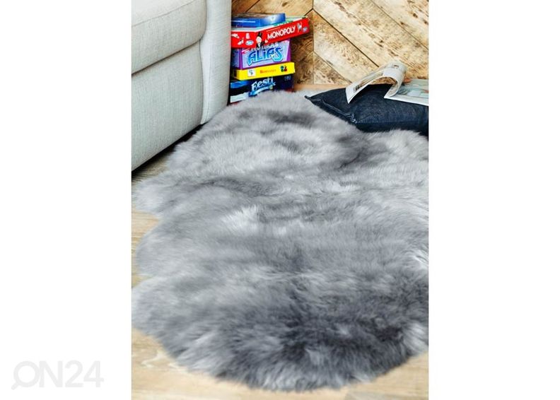 Aito lampaantalja Merino grey Duo ±60x180 cm kuvasuurennos