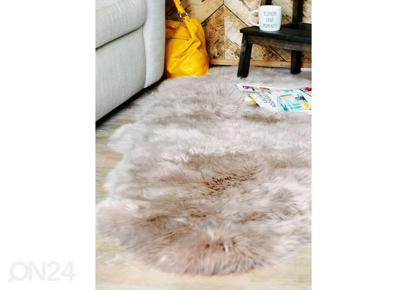 Aito lampaantalja Merino mink M ±60x90 cm kuvasuurennos
