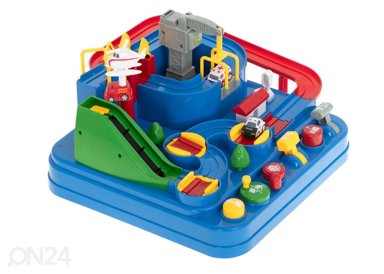 Autojen esterata 3 autoa kuvasuurennos