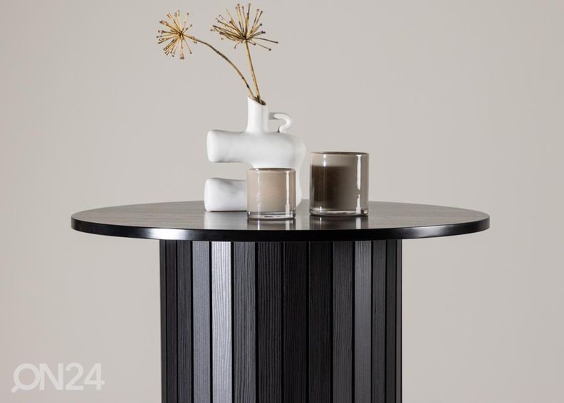 Baaripöytä Härön kuvasuurennos