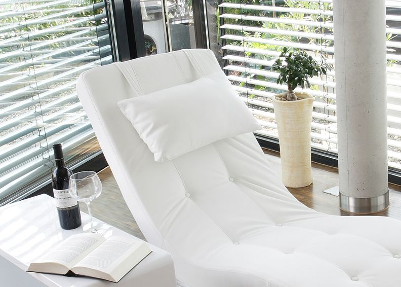 Divaani kuvasuurennos